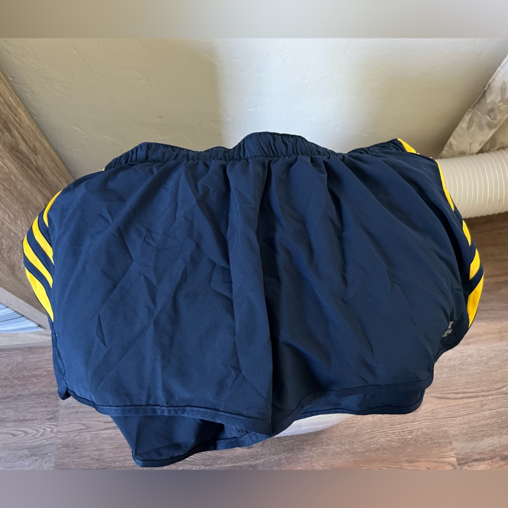 Running shorts addidas